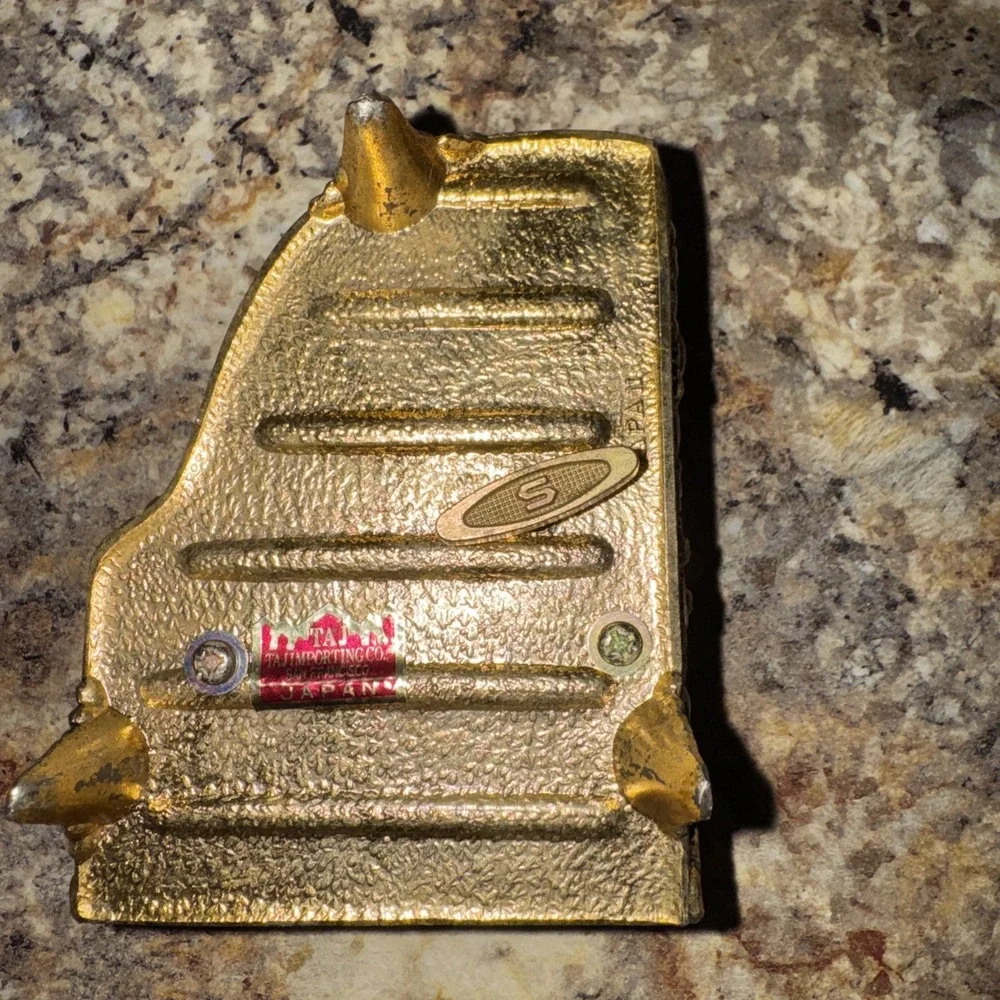 Piano Music Trinket Box Vintage Floral Gold tone Japan Works!